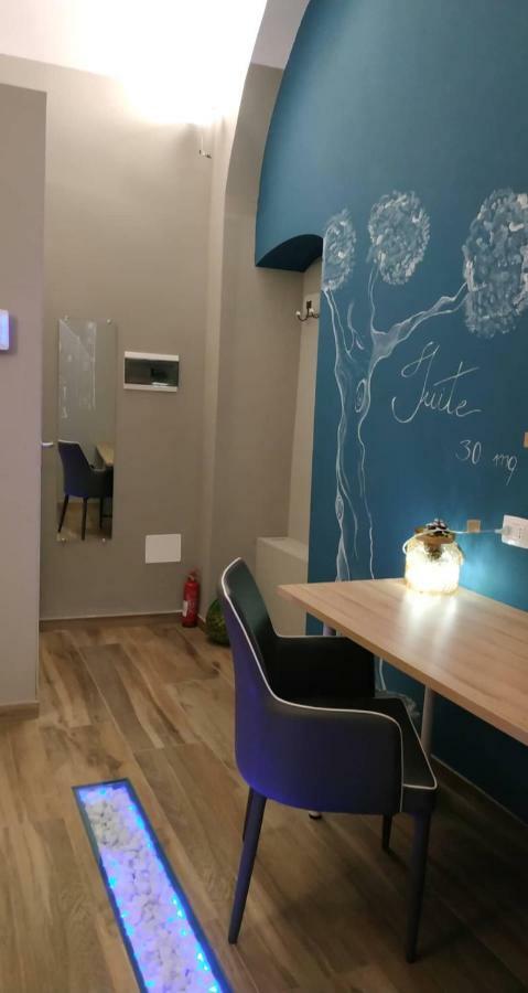 Suite 30 Mq Palo del Colle Luaran gambar